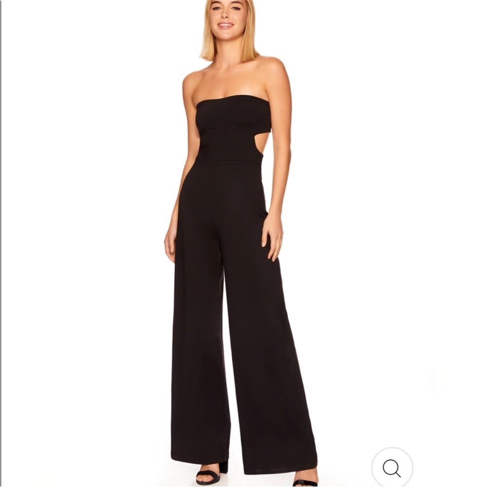Elegant Black Strapless Jumpsuit - Picture 2 of 3